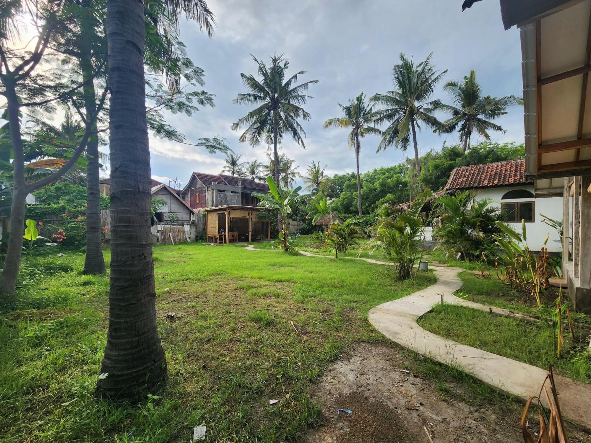 Kayu Cottage Gili Trawangan Esterno foto