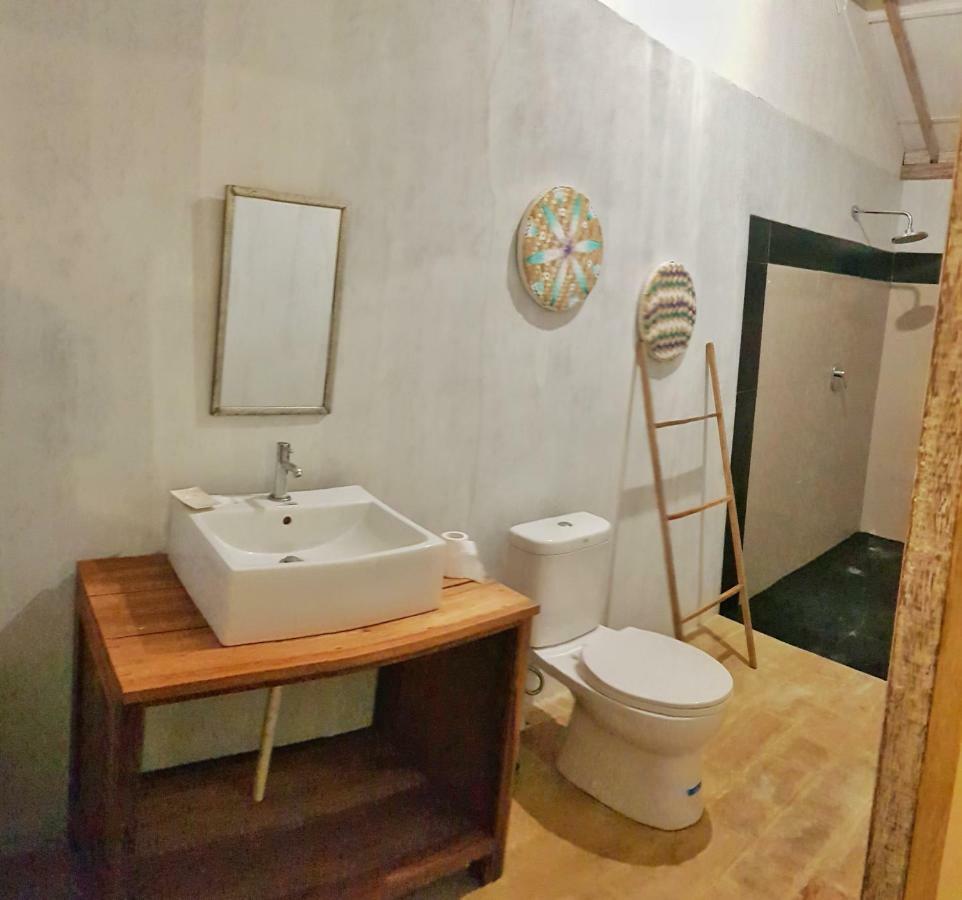 Kayu Cottage Gili Trawangan Esterno foto